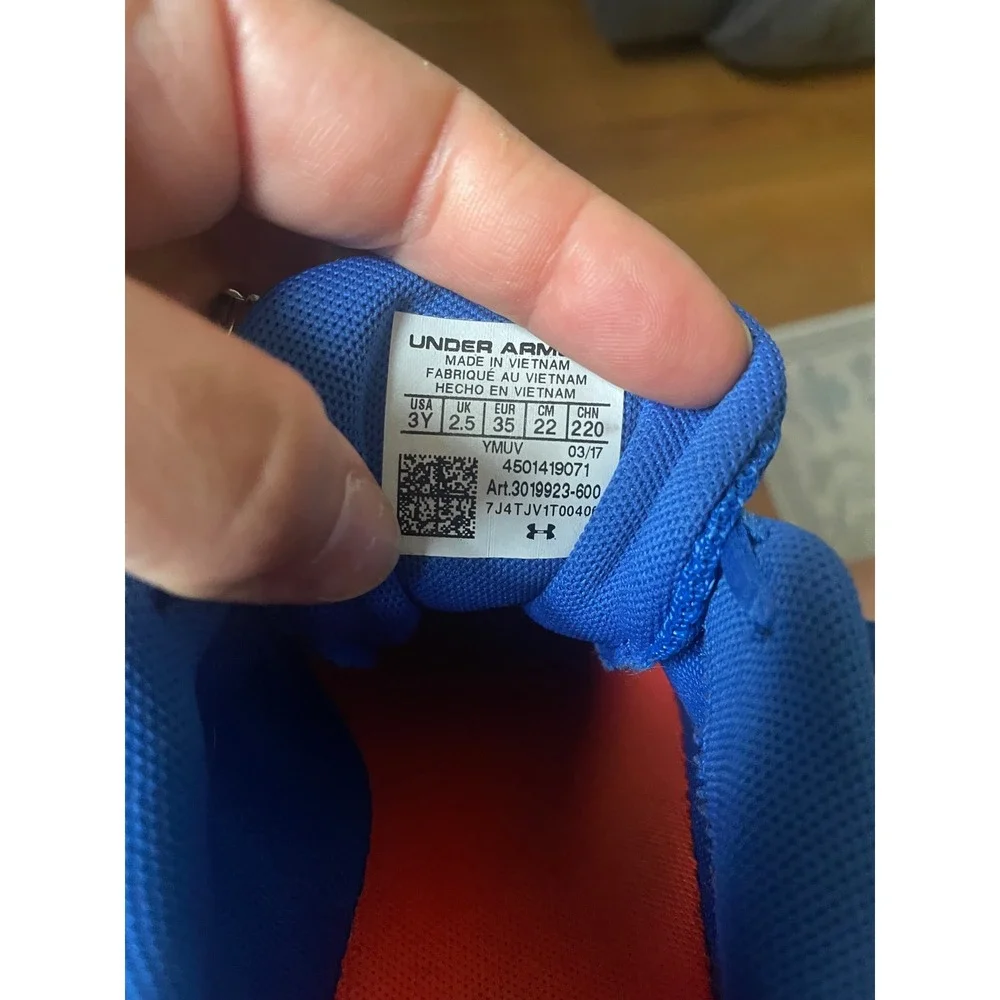 Under Armour Thrill 3 Blue Orange Kids Running Shoes 3019923-600 Size 3Y